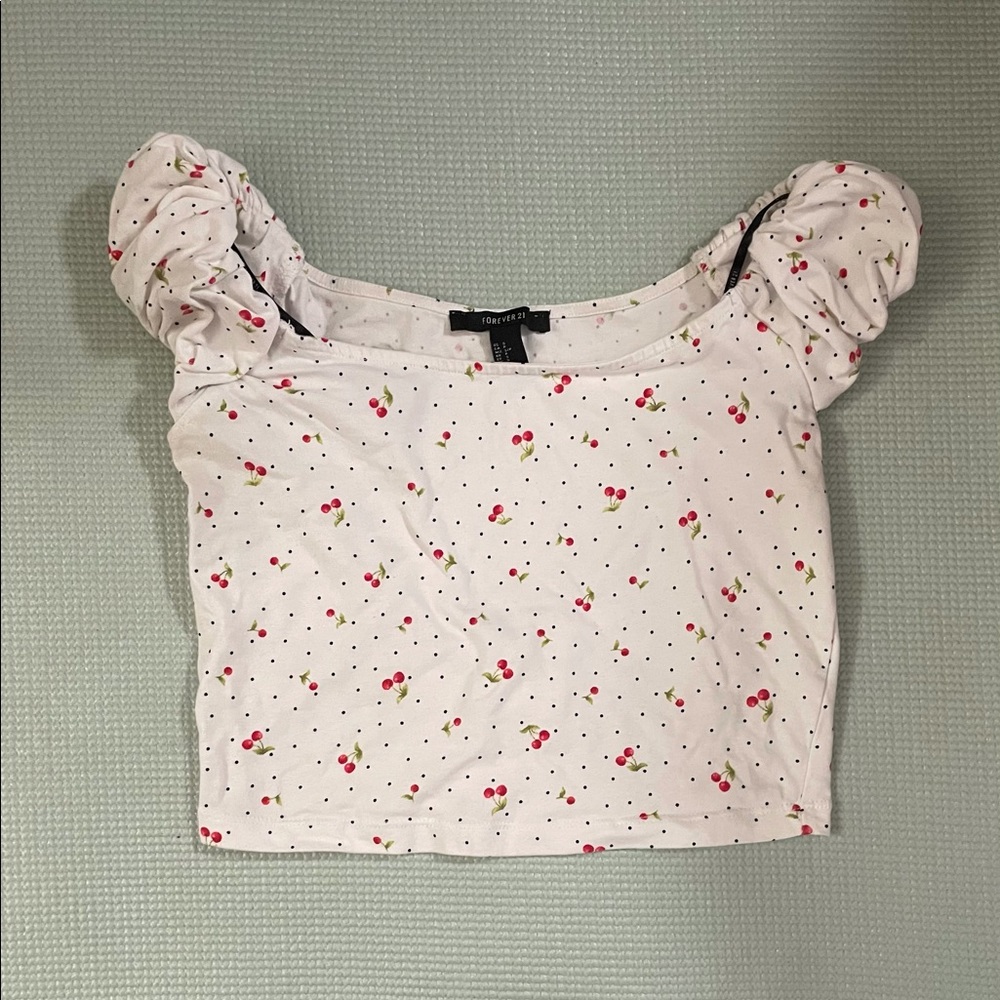 Cherry crop top, perfect for many outfits!